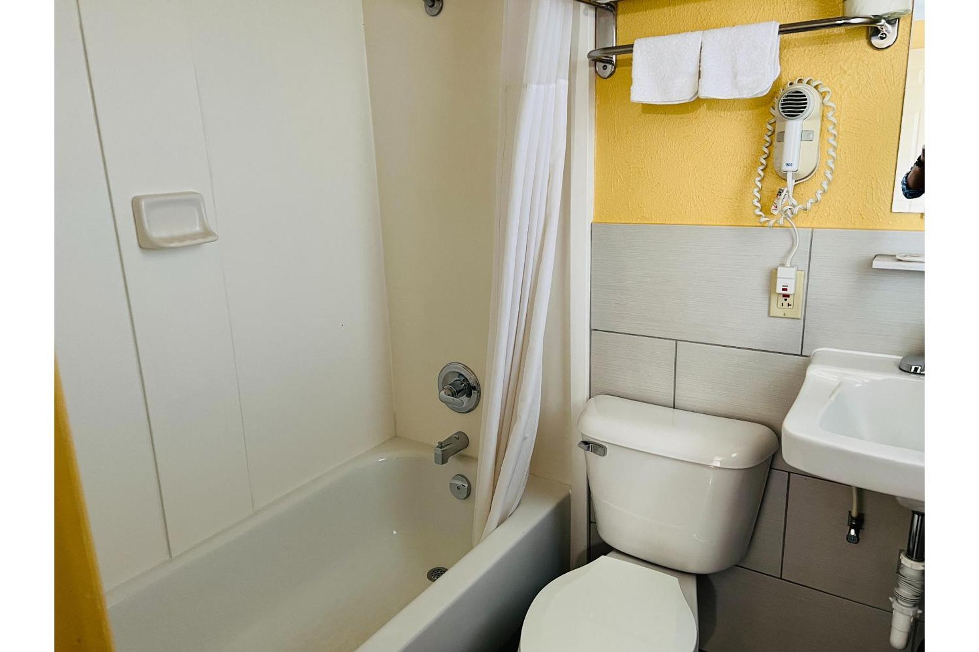 Budget Toledo Perrysburg I-280 Motel