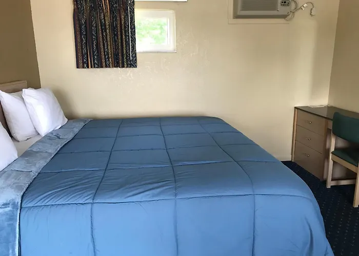 Budget Inn - Perrysburg